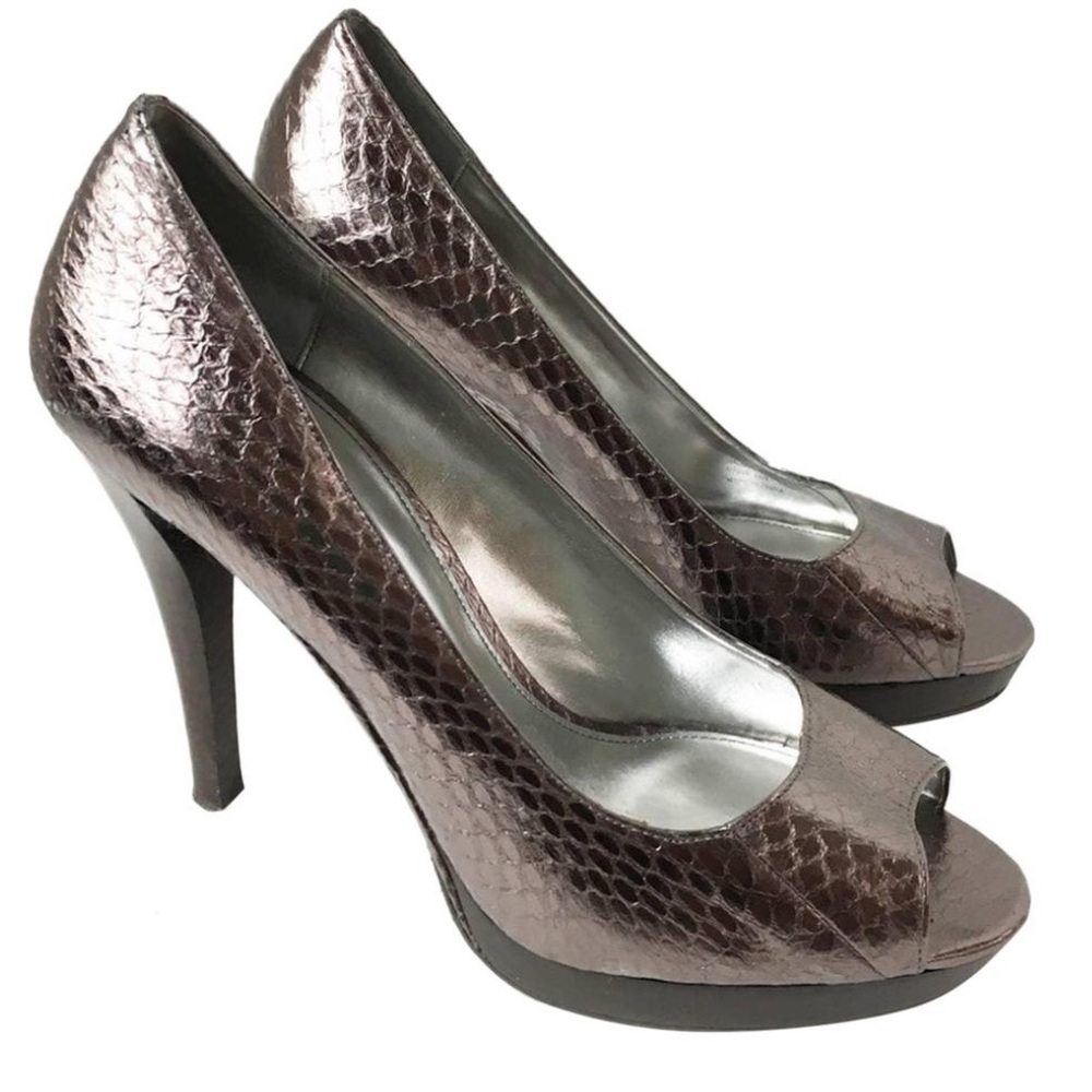 Calvin Klein Dahlia Metallic Peep Toe Heeled Platforms Size 7M